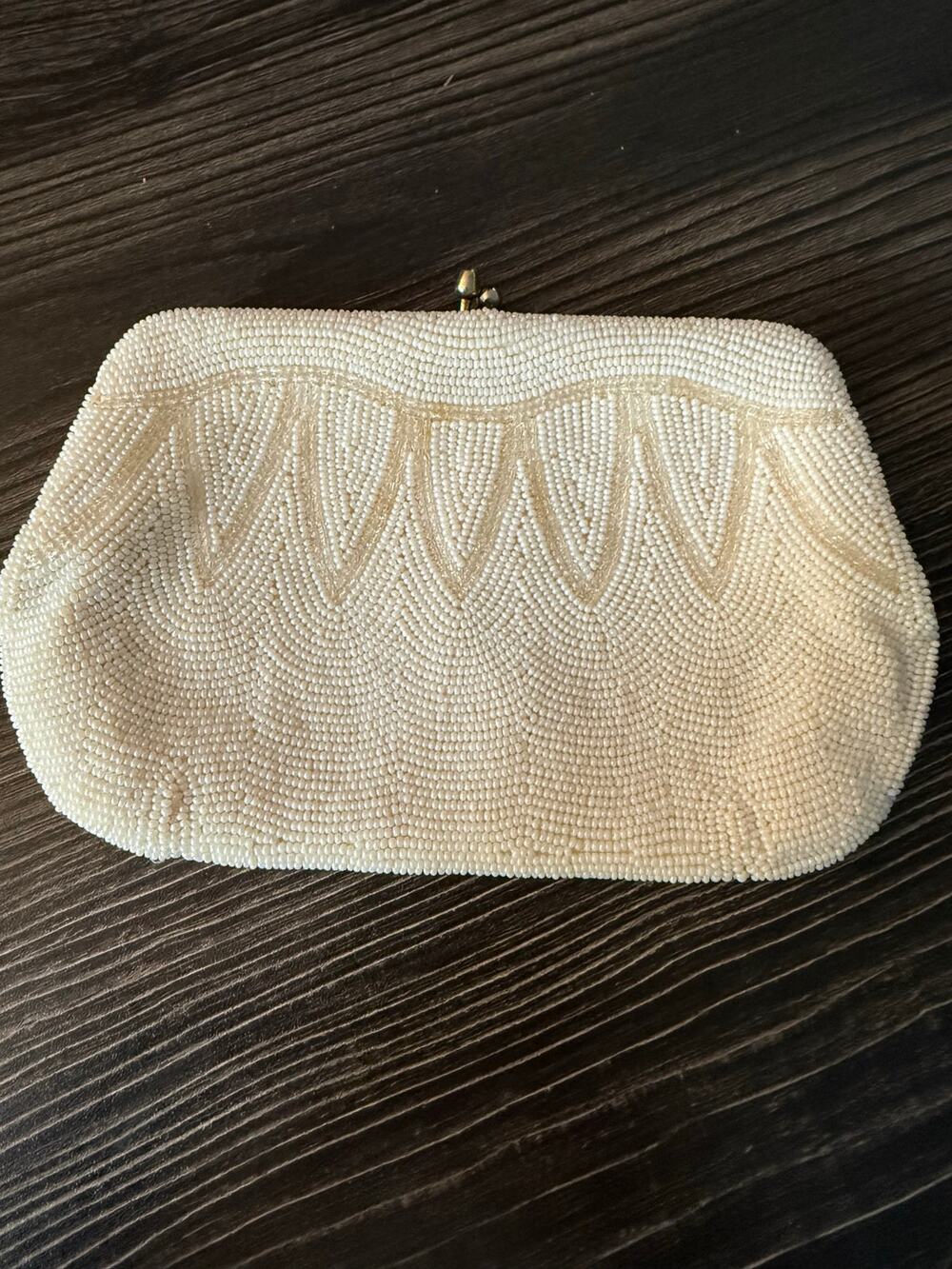 Vintage White Seed Beaded Clutch Evening Bag Chevron Scallop Pattern